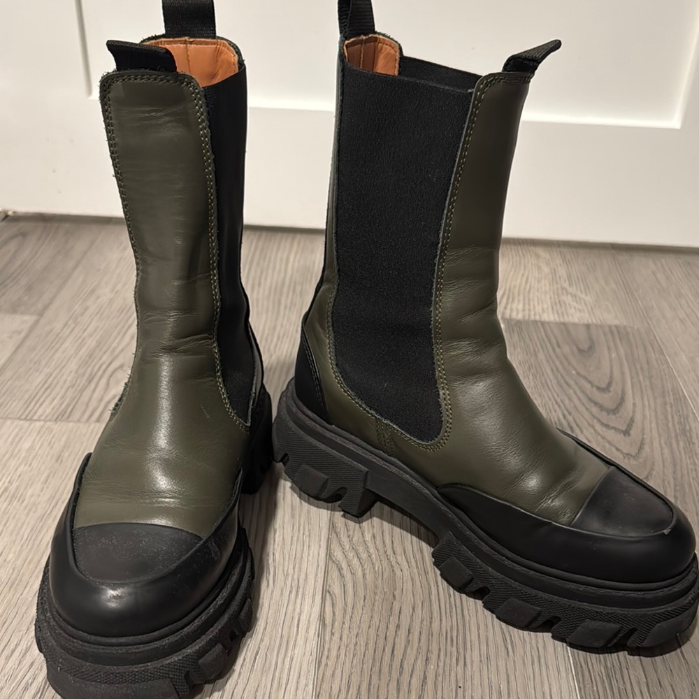 Ganni Chelsea Boots